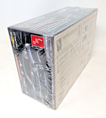 AMT 2017 Chevrolet Camaro Fifty 1/25 Scale Plastic Model Kit Brand New Sealed