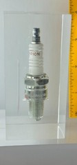 1962 FORD THUNDERBIRD T-BIRD 1/25 Dealer Promo+BONUS EmbeddedChampion Spark plug