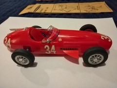 CC3 STROMBECKER MASERATI ELECTRIC RACING CAR MODEL KIT BOXED 1950s