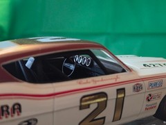 Cale Yarborough #21 Ford Torino Cobra NASCAR 1/24 Built Model Car Wood Brothers