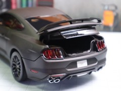 DM 1:18 Ford Mustang GT 2019 Matte Black RHD Diecast Cars Models Miniature Gifts