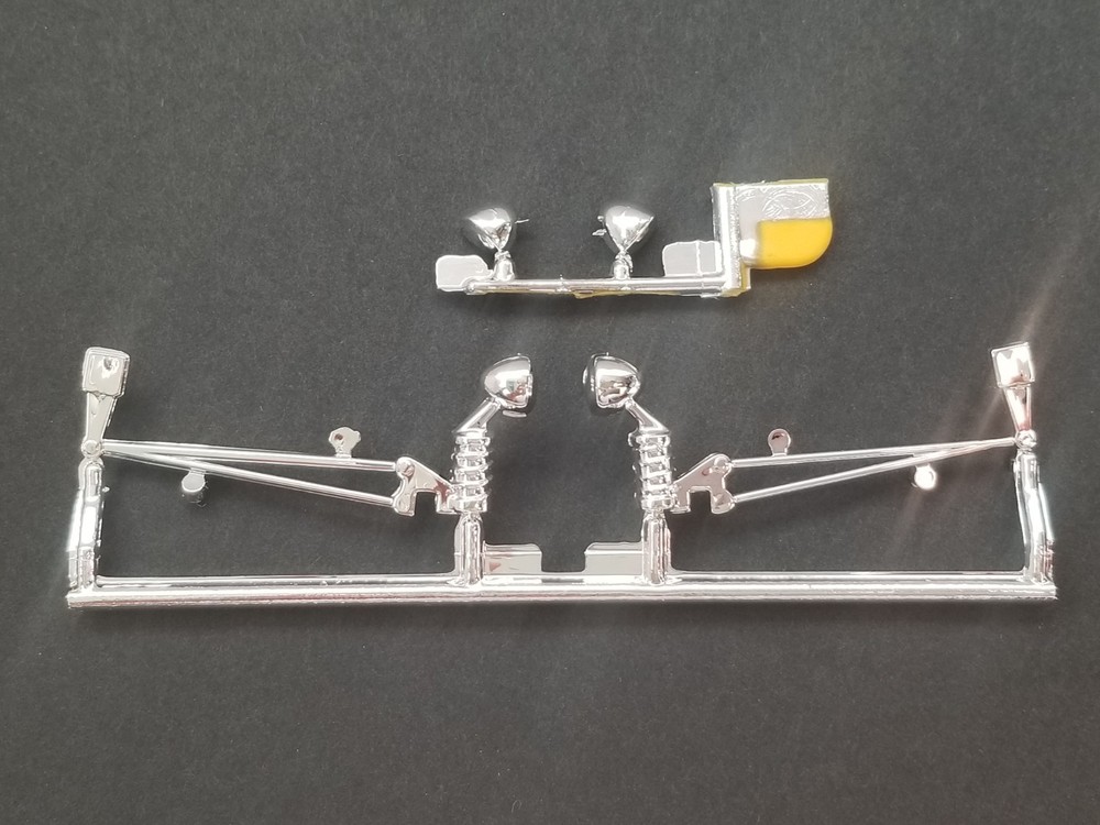 RADIUS RODS / HEADLIGHTS / SPRINGS for Beer Wagon Monogram Revell 1:24 Model Kit