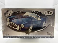 Testors Metal Body Silver Series Limited Edition 440018 – Ford AC Cobra 427