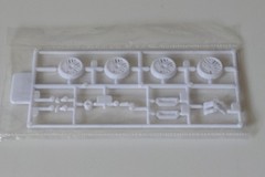 REVELL 1985 PONTIAC FIERO GT 14573 ⭐PARTS⭐ OUTER WHEELS+ALTERNATOR+MORE 1:24