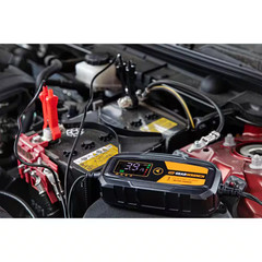 3A 6-Volt/12-Volt Battery Charger and Maintainer