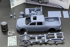 1:25 RAM 2500 5th Gen 2019 Resin Model Kit Clear Parts Rubber Tires and Decals
