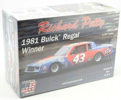 Salvino JR Models “STP” Richard Petty 1981 Buick Regal 1/24 Scale Model Car Kit