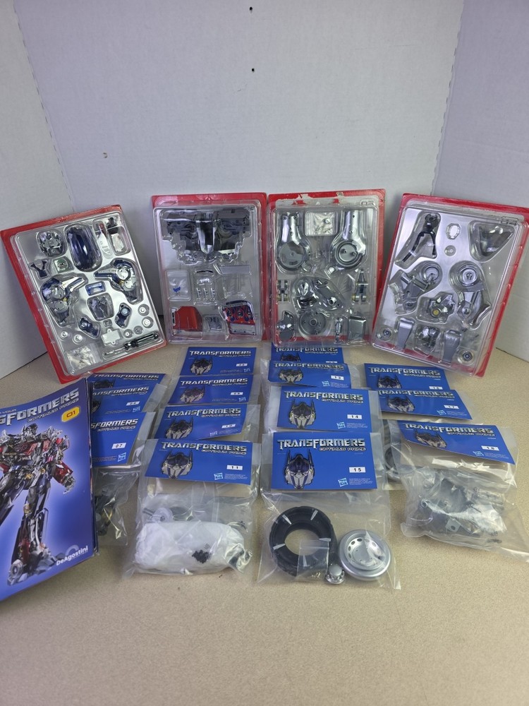DeAgostini (Fanhome) – Build Optimus Prime – Stages 1-18 Sealed W/ Manuals