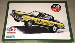 AMT 1966 Plymouth Barracuda Hemi Under Glass 1:25 Model Car Kit New! 1153