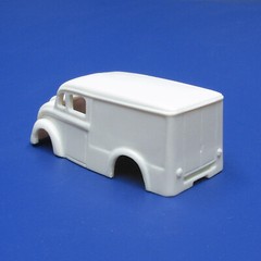 JFSL11 H:O scale Jimmy Flintstone Pug Nose Divco Delivery resin slot car body