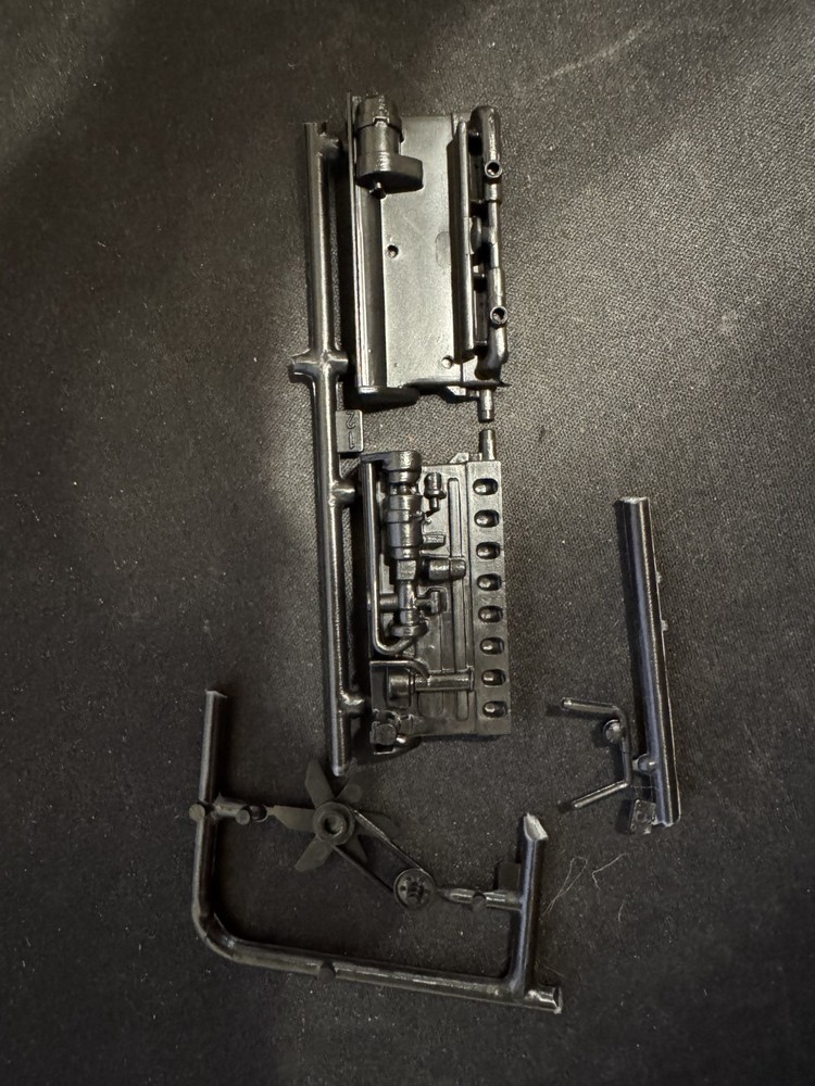 Italeri 3701 Mercedes-Benz 540K Parts Kit Bash Engine Block #1B #2B