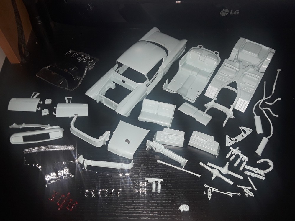 1/25 scale Model car parts AMT 58 chevy impala Body Chassis Interior