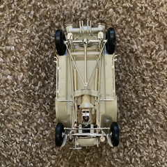 AMT 1330/12 GEORGE BARRIS’ ALA KART SHOW ROD PICKUP MODEL KIT 1/25 Assembled