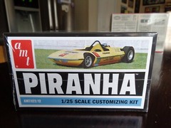 PIRANHA REAR ENGINE FUNNY CAR DRAGSTER AMT ROUND 2 MODELS 1/25 RETRO DELUXE