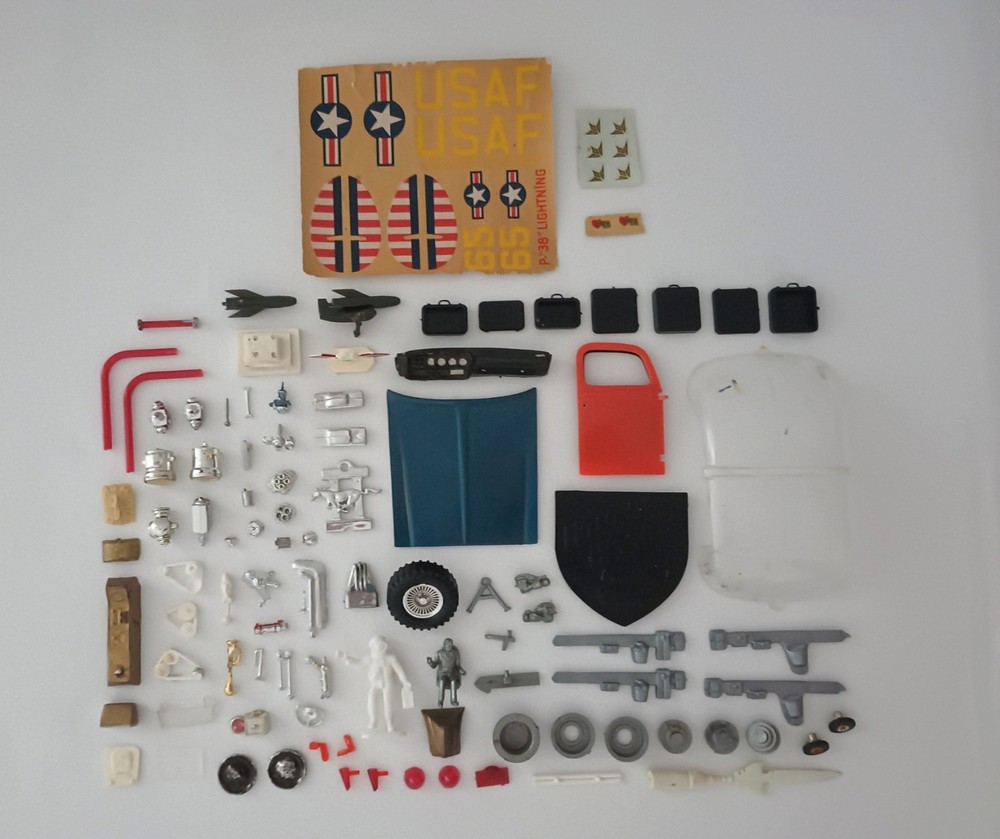 Vintage Assortment of Model Junkyard Parts & Vintage Directions
