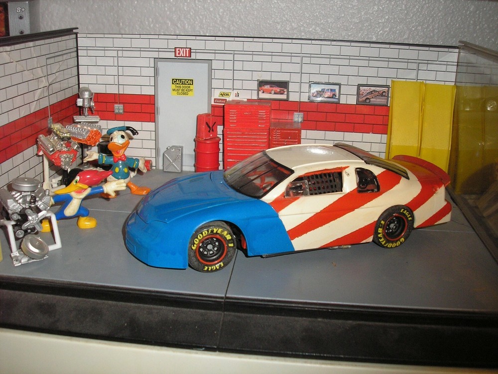 RARE Vintage 1/24 1/25 Nascar Dale Earnhardt Red White & Blue Chevy Monte Carlo