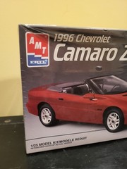AMT ERTL 1996 Chevrolet Camaro Z28 Convertible 1:25 Scale Model Kit Red