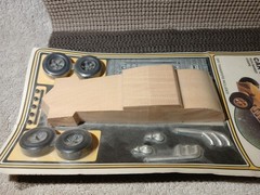 PINECAR*DELUXE CAR KIT*P374 BANDIT COUPE*WOODEN CAR DERBY*SP*NOS*SAI