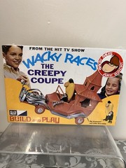 New RARE MPC Wacky Racers Creepy Coupe with big and little gruesome England NIP