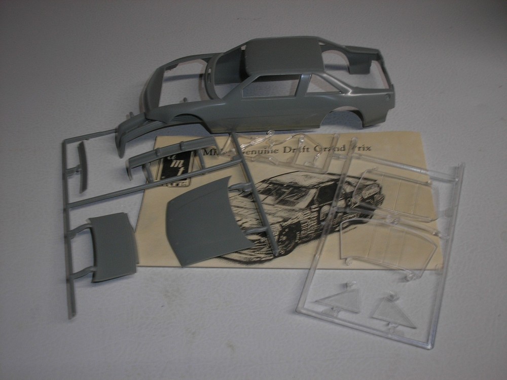 Vintage AMT ERTL 1/25 NASCAR Pontiac Grand National Prix 4 Slot Car Body / Parts