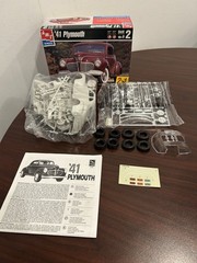 AMT ’41 Plymouth Coupe 1/25 Scale 1 Kit #6184 Factory Bagged Parts