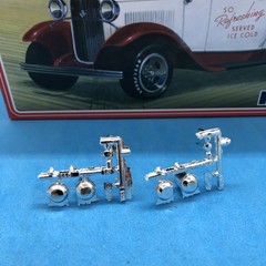 2) MPC 32 Ford Chrome Moon Tank W Cap Spreader Bar Mount 1:25 LBR Model Parts
