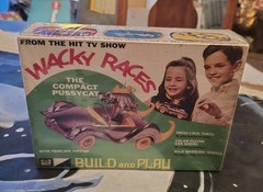 Whacky Races MPC Compact Pussycat Car – MiSB Sealed 1969 – Penelope Pitstop