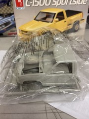 AMT/Ertl Chevrolet C-1500 Sportside Pickup Truck 1/25 Model Kit NEW Open Box 90