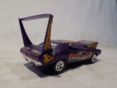 MPC 1971 DODGE CHALENGER WILD BUILT MODEL CAR HEMI DAYTONA SUPERBIRD 70 AMT R/T!