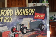 REVELL 32 FORD HIGHBOY HOT ROD 3 IN 1 SEALED No 85-2616