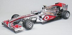 Revell-Germany 1/24 McLaren Mercedes MP4-25 #2 Lewis Hamilton – #07096