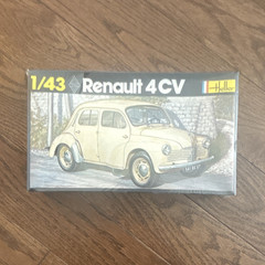 Heller Renault 4CV 1:43 Scale Unassembled Model Kit Single Unit MPN 174