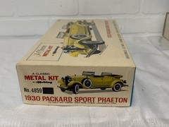 Hubley 1930 Packard Sport Phaeton Metal Model Kit in Clean Box 1/22 Scale