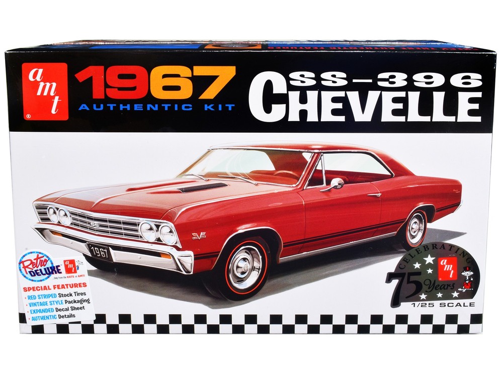 AMT AMT1388 1/25 Skill 2 Model Kit 1967 Chevrolet Chevelle SS 396