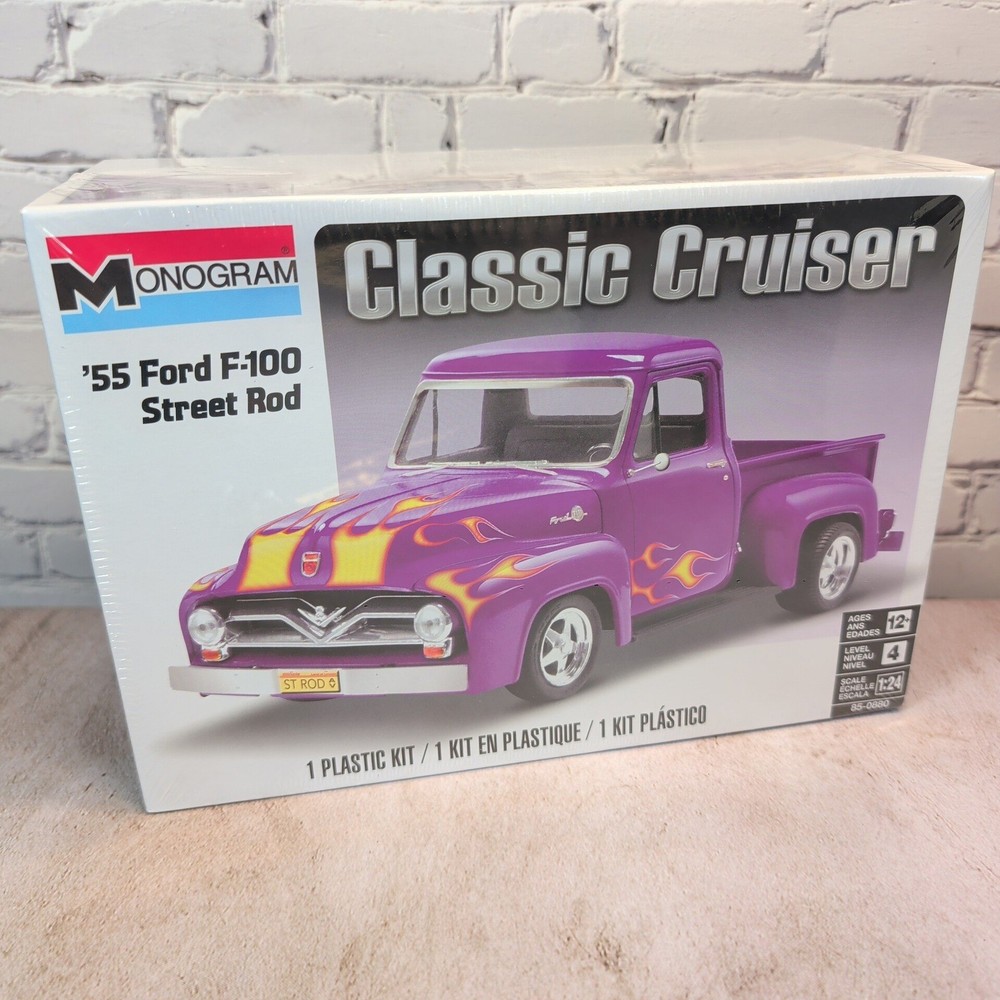 Monogram Classic Cruiser 55 Ford F-100 Street Rod 1:24 Model Kit 85-0880 NEW