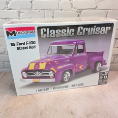 Monogram Classic Cruiser 55 Ford F-100 Street Rod 1:24 Model Kit 85-0880 NEW
