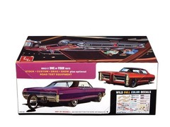AMT 1578 1:25 1965 Pontiac Grand Prix Show and Go Plastic Model Kit Hobby