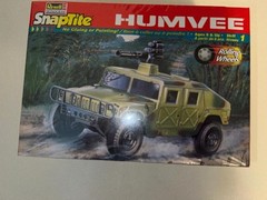 1999 Revell SnapTite 1/25 Military HUMVEE w/ Tow Launcher Model – Sealed