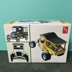 AMT 1925 Ford Model T Fruit Wagon Hot Rod 1:25 Plastic Model Kit AMT