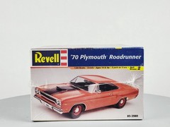 2004 SEALED Revell Kit: ’70 Plymouth Roadrunner 1/24 #85-2980