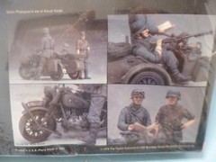 TESTORS/ ITAAERI 1/35 BMW R75 MOTORCYCLE with SIDECAR #825 YEAR 1979 – SEALED