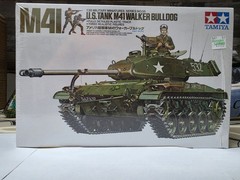 Tamiya M41 Walker Bulldog US Tank 1/35 Military Model Kit SEALED (B3-CL)