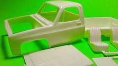 1978-87 GMC Chevy 4×4 Pickup Truck 1/25 Fall Guy Cab Hood Grill Glass Seats