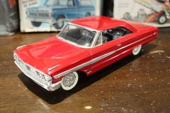 AMT 1964 Ford Galaxie Built Clean 1/25
