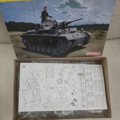 Dragon 1/35 Pz.Kpfw. III 5cm [T] Ausf. G Smart Kit open box unassembled