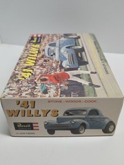 ’41 WILLYS Revell VINTAGE Original 1963 ISSUE COMPLETE & IN EXCELLENT CONDITION