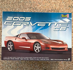 Revell 2005 Chevrolet Corvette C6 1:25 Plastic Model Kit Skill 2 Easy