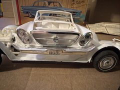 JoHan 1/25 1962 Chrysler 300 Hardtop molded in WHITE USA Oldies Needs Finishing