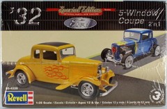 1932 Ford 5 window coupe 2 in 1 Revell 1:25 kit 85-4228 FACTORY SEALED