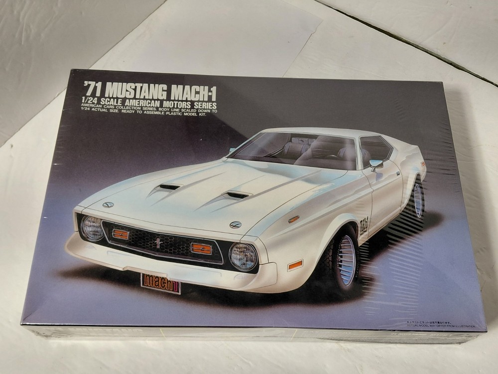 ARII 1971 Mustang Mach-1 Model Kit 31032 – 1/24 New Sealed